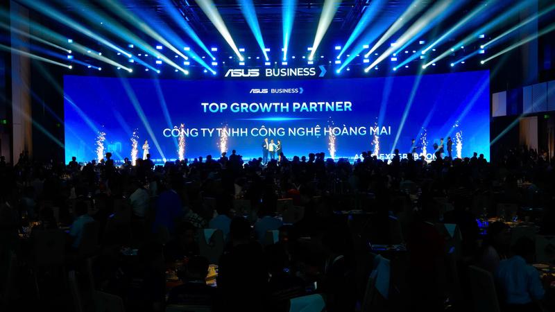 Hachihi.vn Tự Hào Nhận Danh Hiệu "Top Growth Partner" Từ ASUS Business Năm Tài Chính 2025-2026