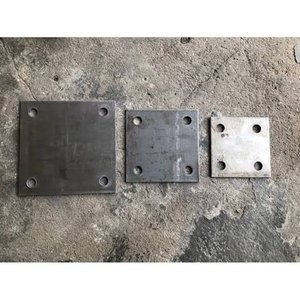 Bản mã vuông đục lỗ 150x150x4 sắt không xi